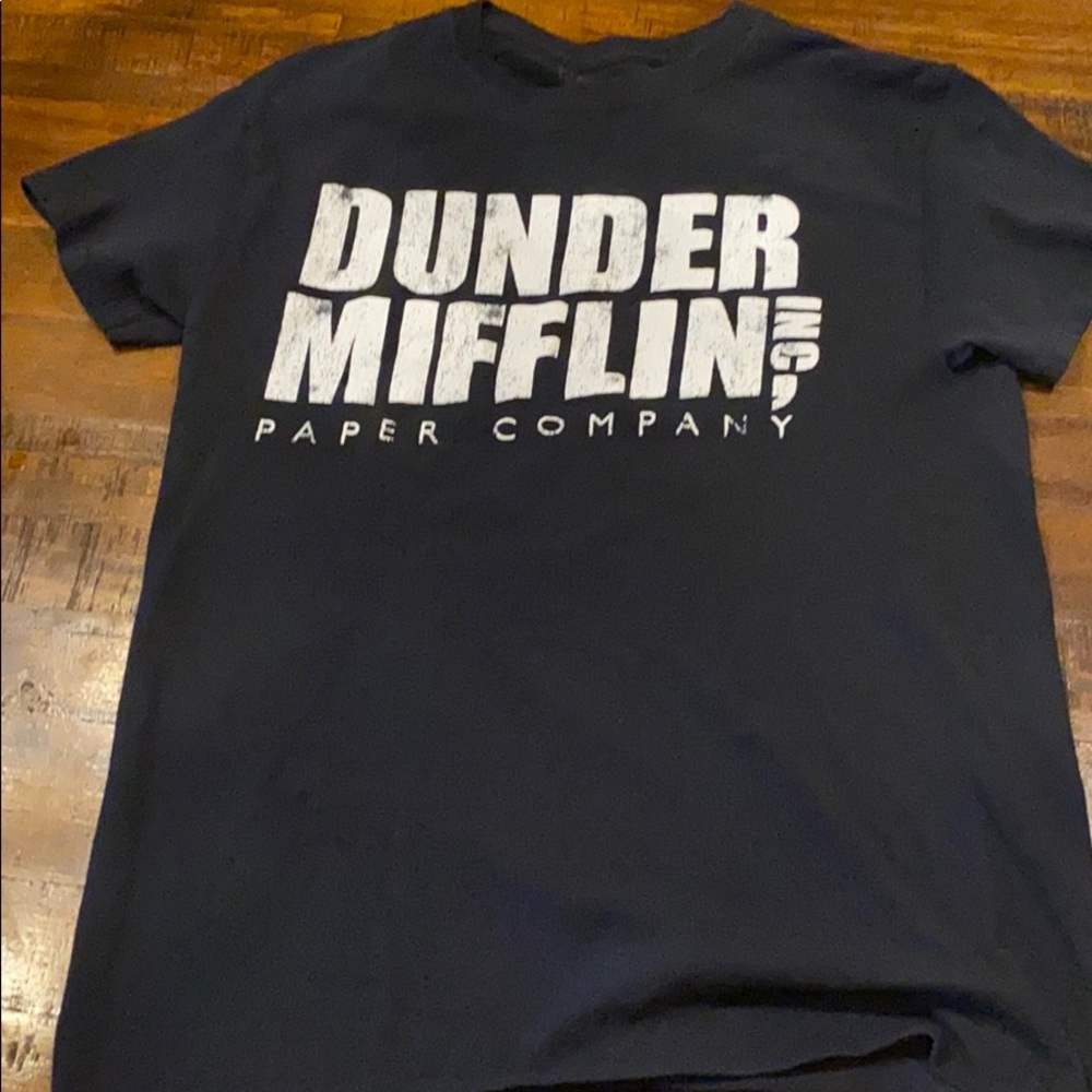 Dunder mifflin T-shirt